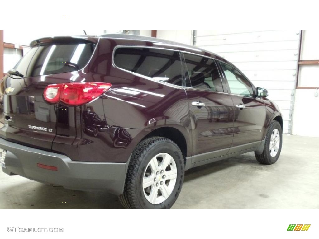 2010 Traverse LT AWD - Dark Cherry Metallic / Dark Gray/Light Gray photo #11