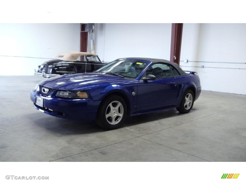 2004 Mustang V6 Convertible - Sonic Blue Metallic / Medium Graphite photo #1