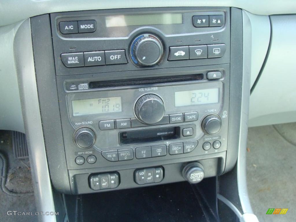 2005 Honda Pilot EX-L 4WD Controls Photo #49459792