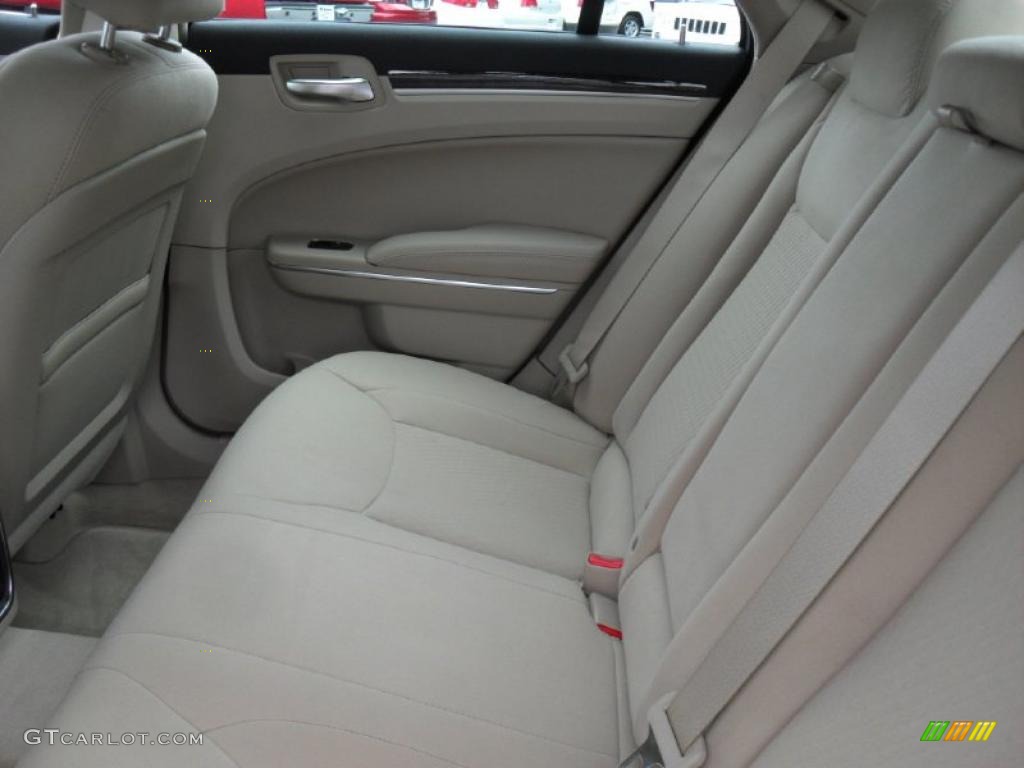 Black/Light Frost Beige Interior 2011 Chrysler 300 Standard 300 Model Photo #49462447