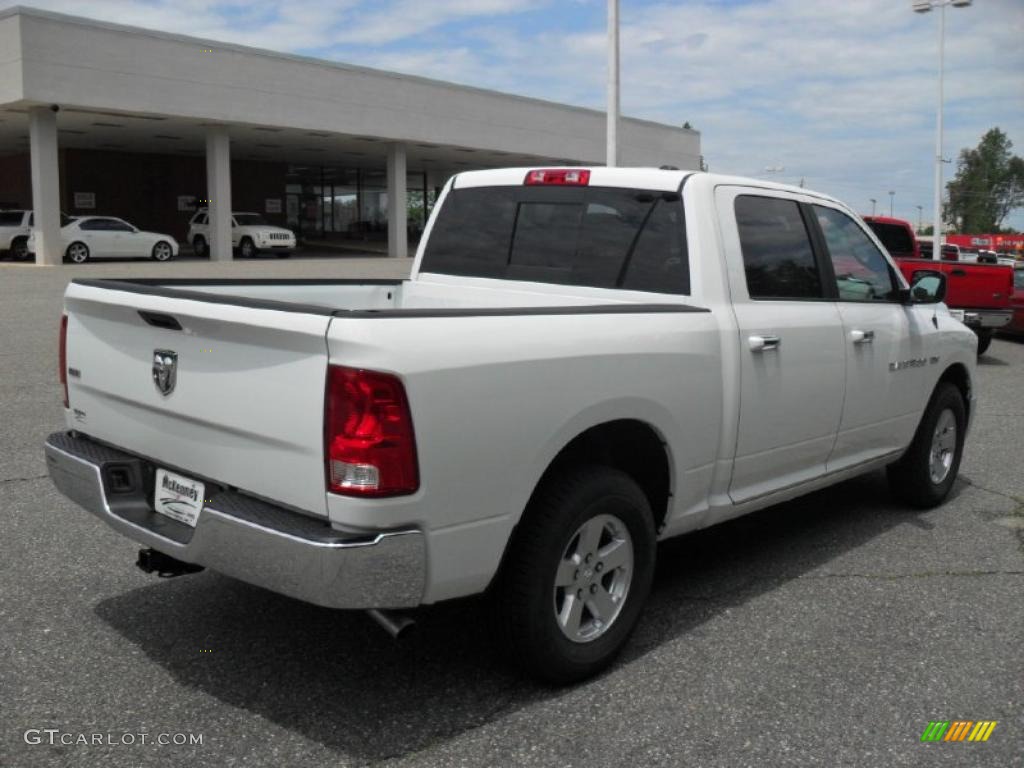 2011 Ram 1500 SLT Crew Cab - Bright White / Dark Slate Gray/Medium Graystone photo #4