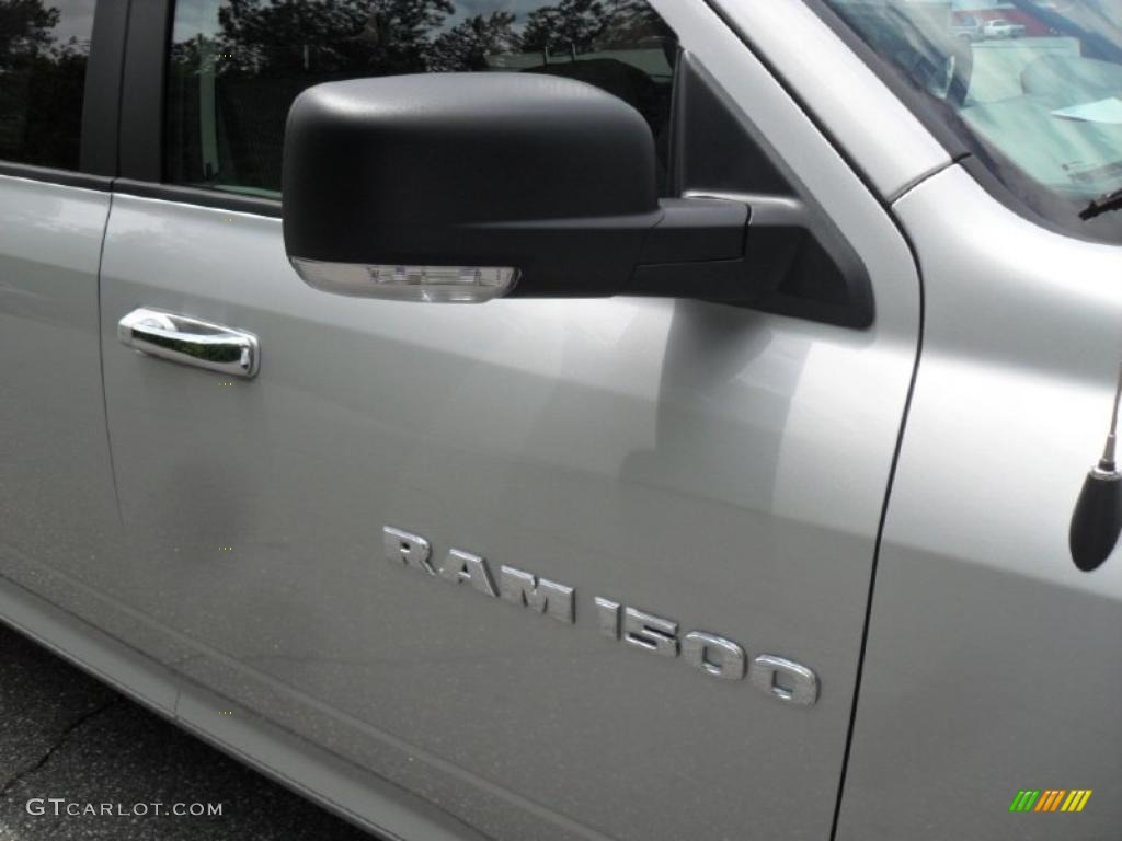 2011 Ram 1500 SLT Crew Cab 4x4 - Bright Silver Metallic / Dark Slate Gray/Medium Graystone photo #23