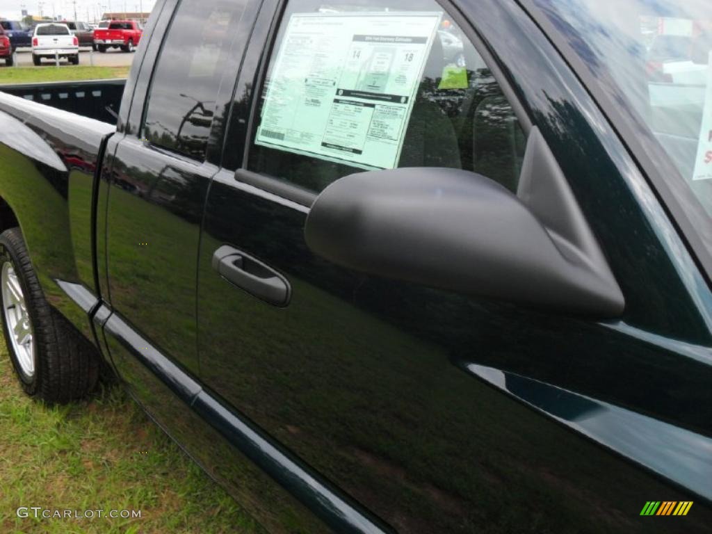 2011 Dakota Big Horn Extended Cab 4x4 - Hunter Green Pearlcoat / Dark Slate Gray/Medium Slate Gray photo #22
