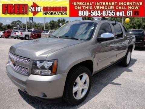 2007 Chevrolet Avalanche LS 4WD Data, Info and Specs