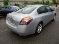 Radiant Silver Metallic - Altima 3.5 SE Photo No. 5