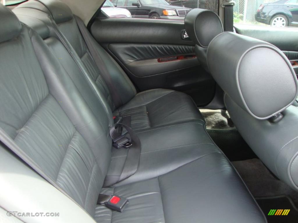 Black Interior 1998 Acura TL 3.2 Photo #49471578