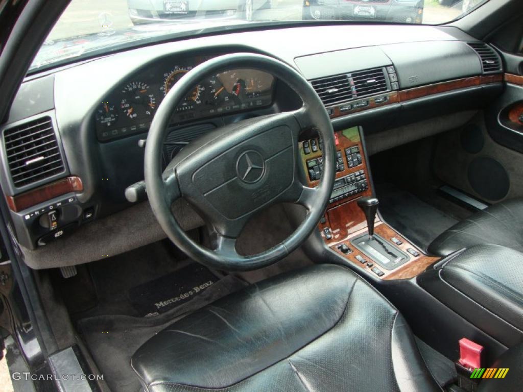 Black Interior 1994 Mercedes-Benz S 500 Sedan Photo #49471914