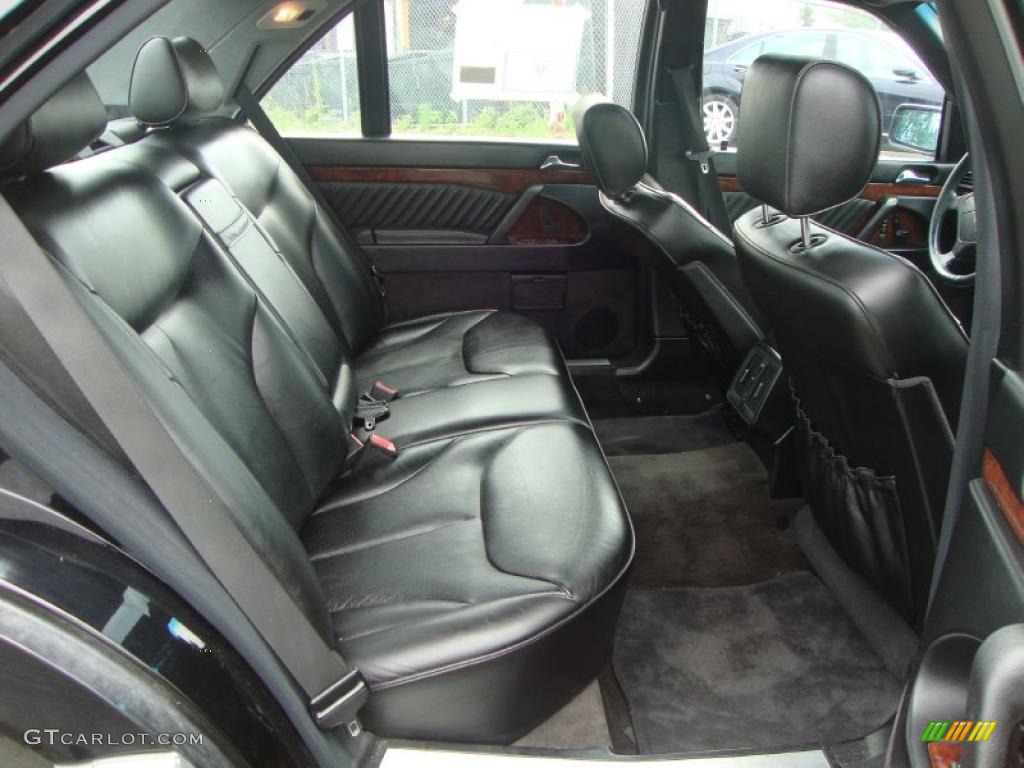 Black Interior 1994 Mercedes-Benz S 500 Sedan Photo #49472052