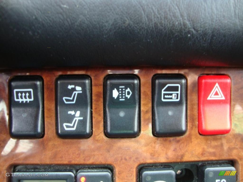1994 Mercedes-Benz S 500 Sedan Controls Photo #49472181