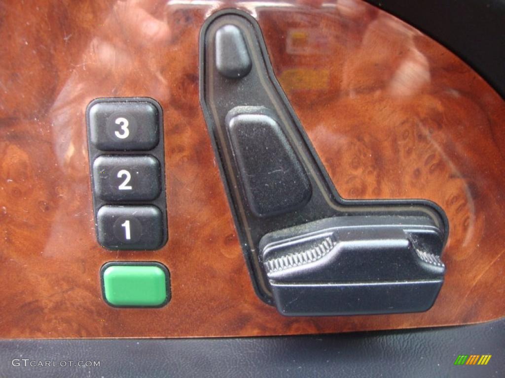 1994 Mercedes-Benz S 500 Sedan Controls Photo #49472208