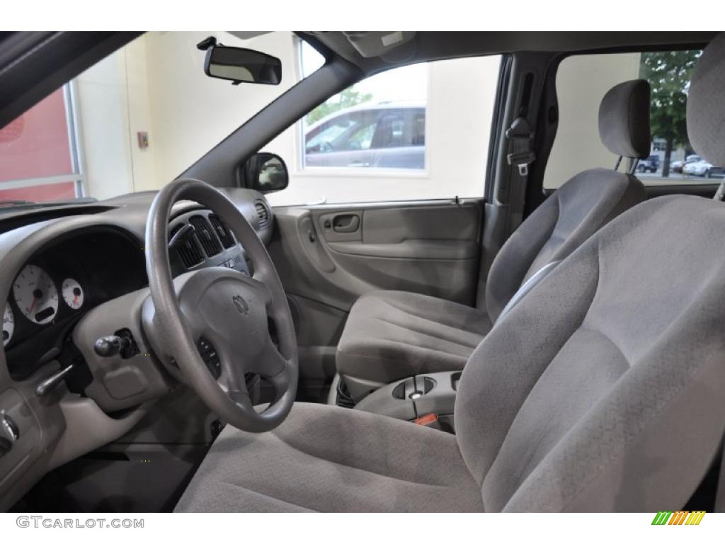 2003 Grand Caravan EX - Midnight Blue Pearl / Gray photo #9