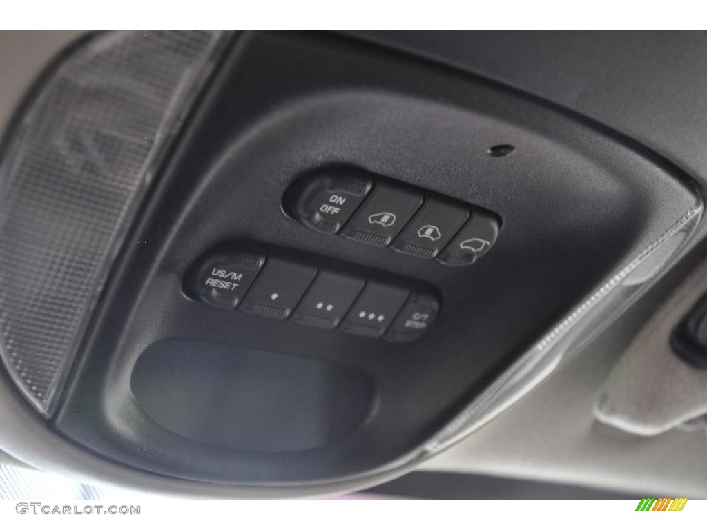 2003 Grand Caravan EX - Midnight Blue Pearl / Gray photo #13