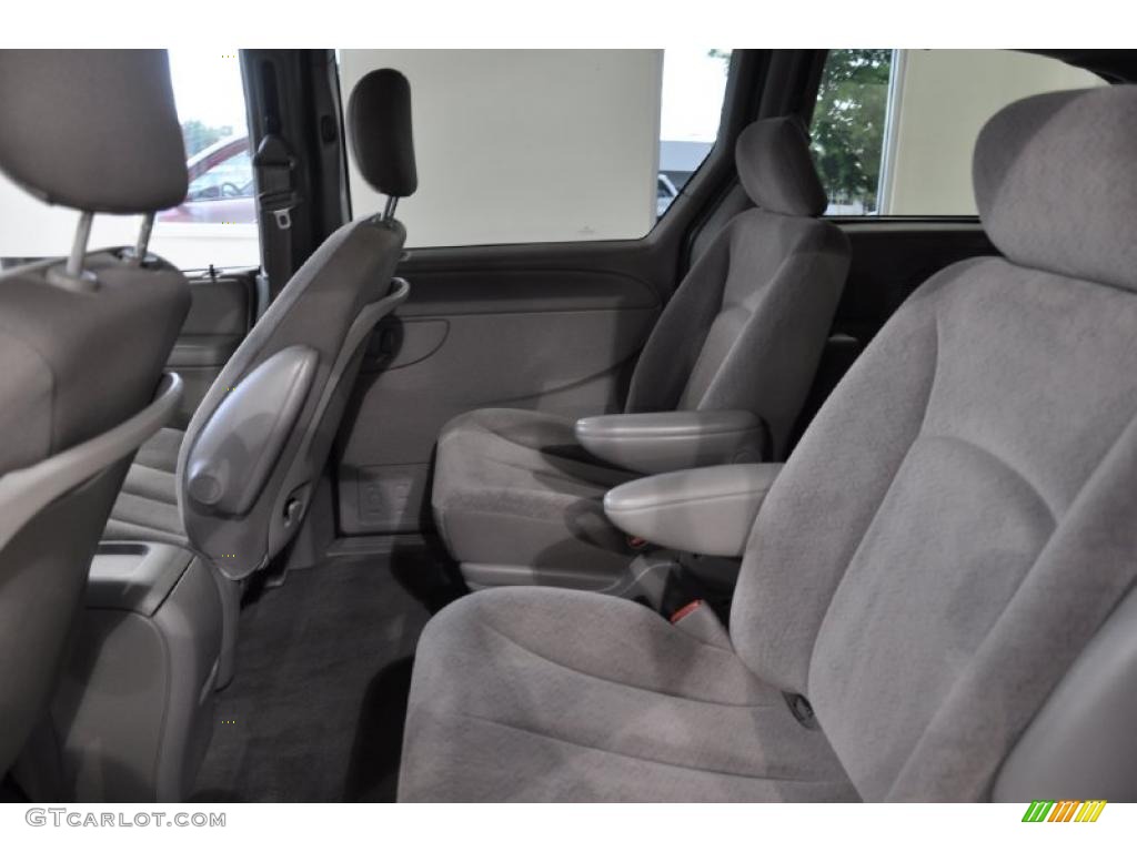 2003 Grand Caravan EX - Midnight Blue Pearl / Gray photo #15