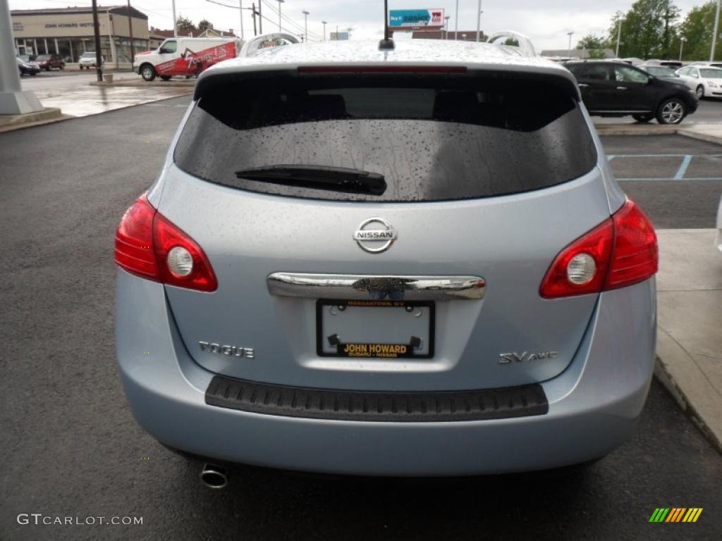 2011 Rogue SV AWD - Frosted Steel Metallic / Black photo #9