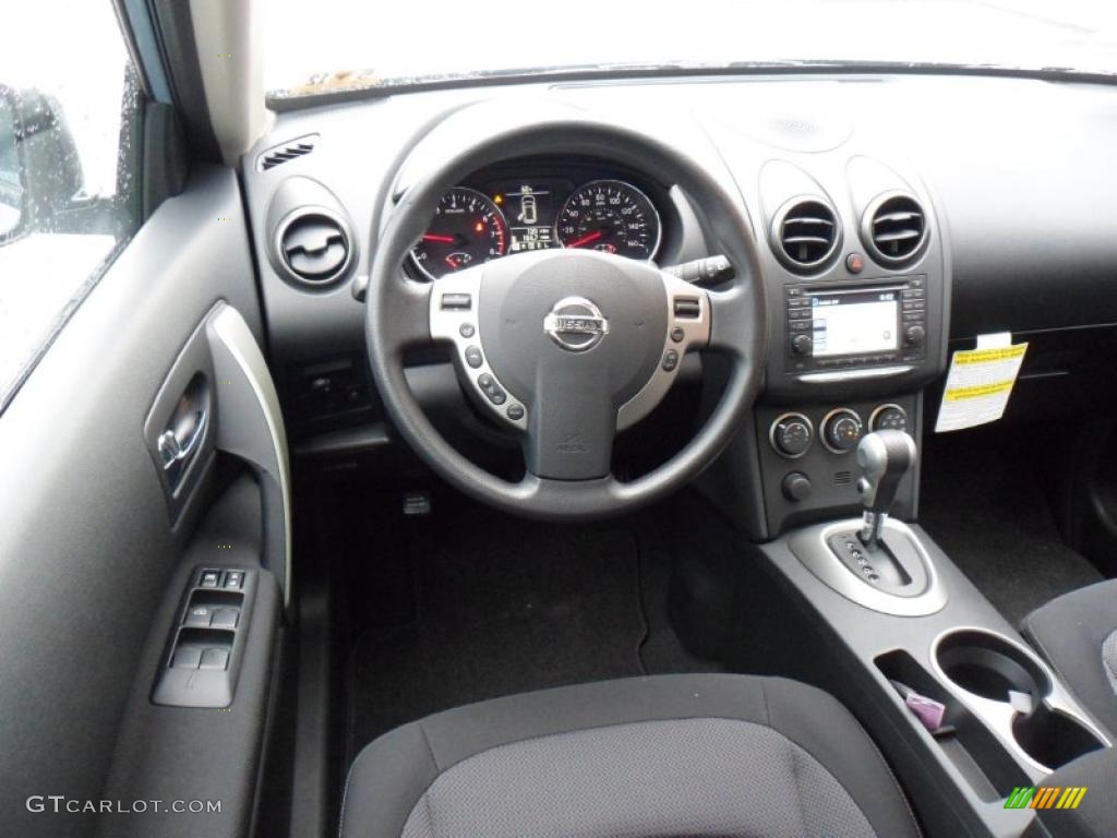2011 Rogue SV AWD - Frosted Steel Metallic / Black photo #16