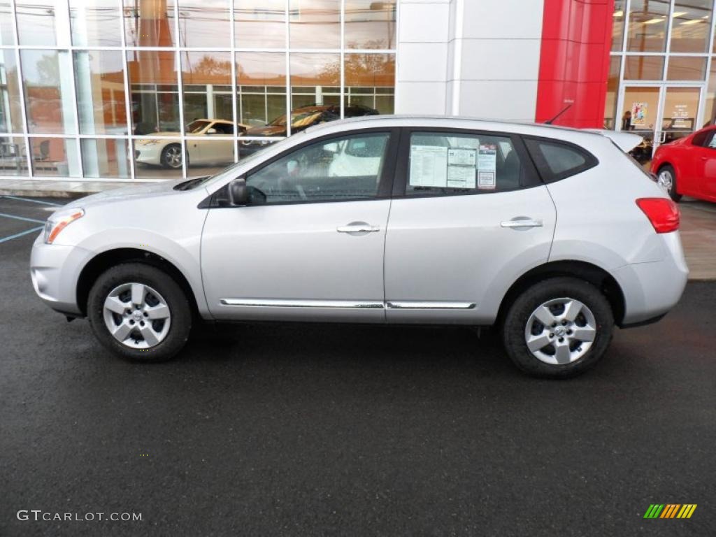 2011 Rogue S AWD - Silver Ice Metallic / Black photo #2