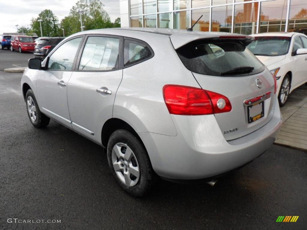 2011 Rogue S AWD - Silver Ice Metallic / Black photo #7