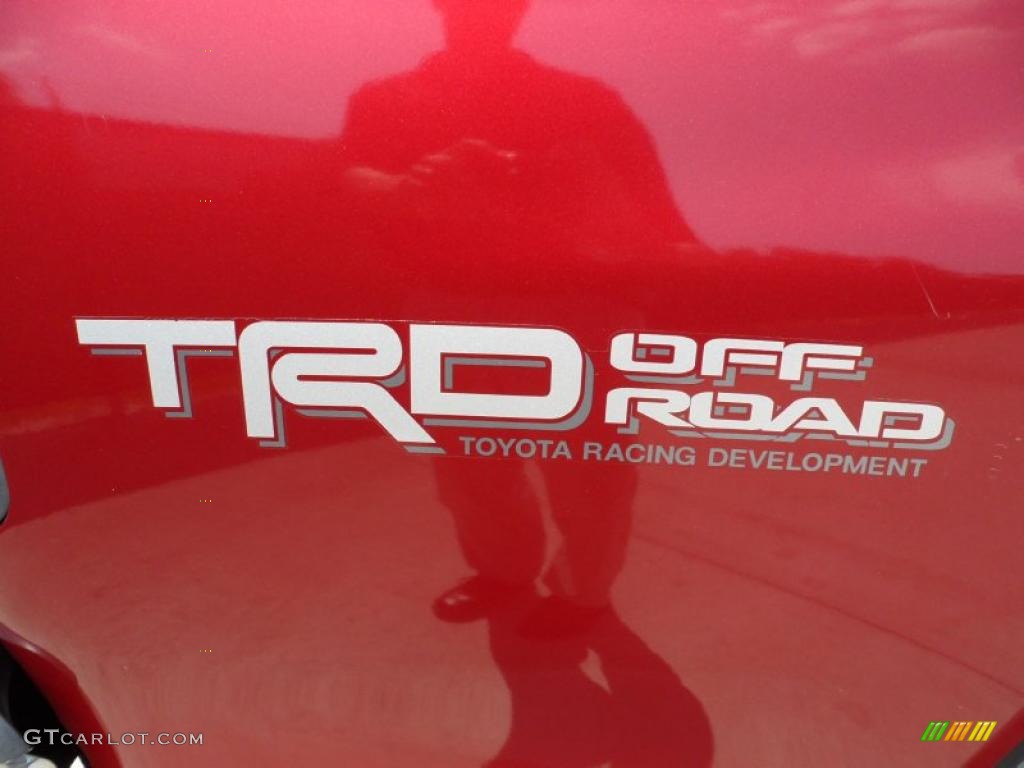 2001 Toyota Tundra SR5 TRD Extended Cab 4x4 Marks and Logos Photos