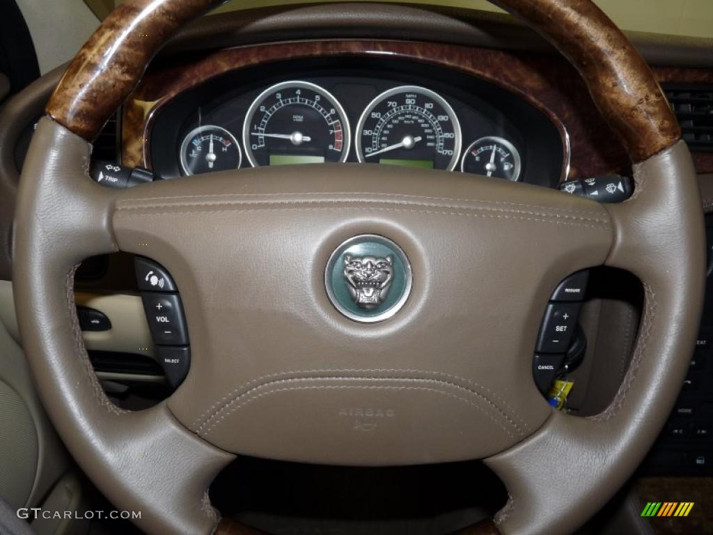 2005 Jaguar S-Type 4.2 Ivory Steering Wheel Photo #49475886
