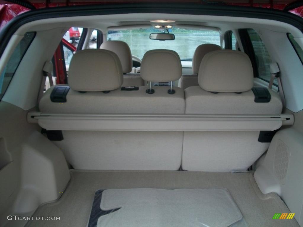 2011 Escape XLT V6 4WD - Sangria Red Metallic / Camel photo #11
