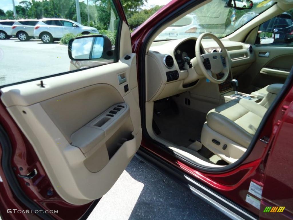 Pebble Interior 2005 Ford Freestyle Limited Photo #49478064