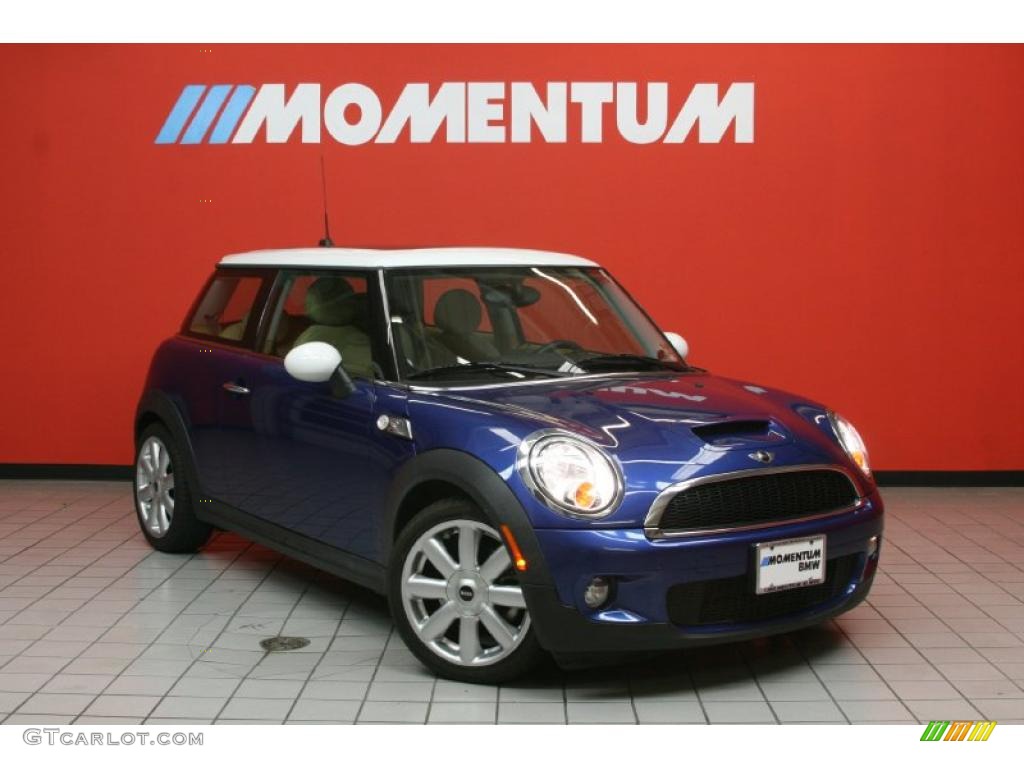 Lightning Blue Metallic Mini Cooper