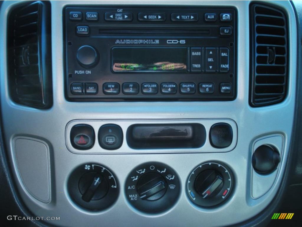 2007 Ford Escape XLT V6 Controls Photo #49478271