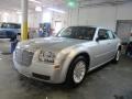 2005 Bright Silver Metallic Chrysler 300   photo #3