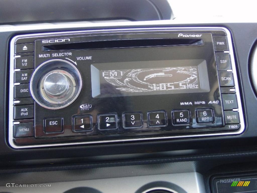 2008 Scion xB Standard xB Model Controls Photo #49482228