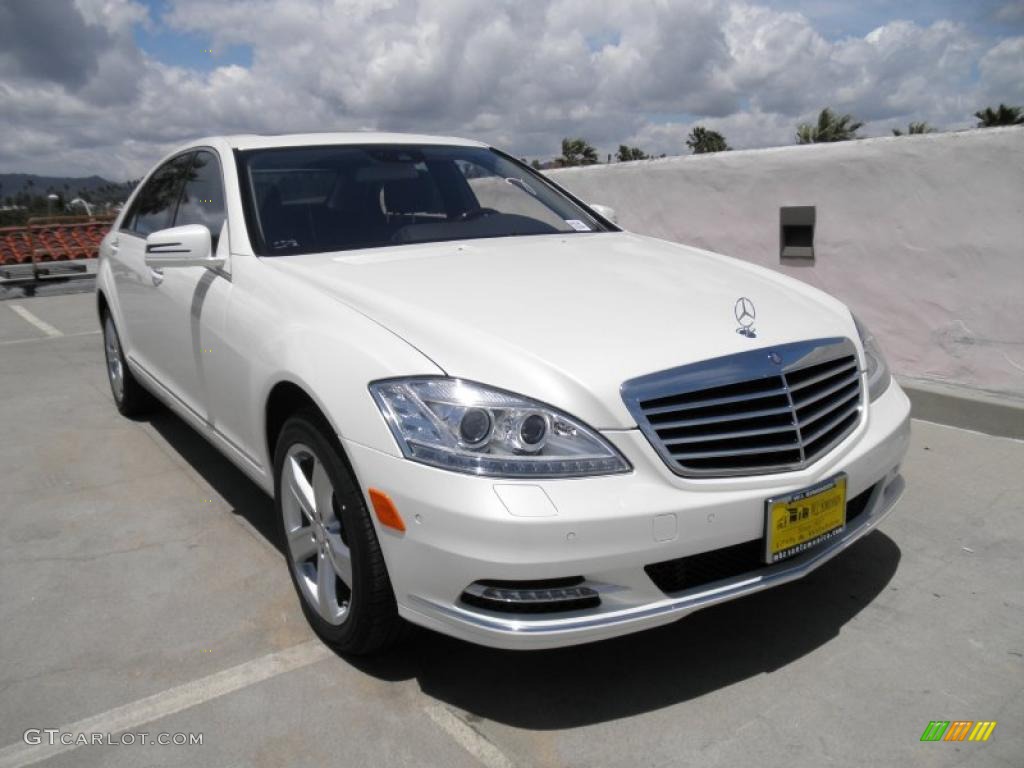 Diamond White Metallic Mercedes-Benz S