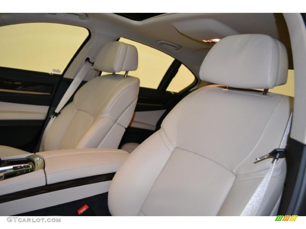 Oyster/Black Interior 2011 BMW 7 Series 750i Sedan Photo #49488633