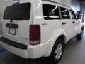 Stone White - Nitro SE 4x4 Photo No. 3