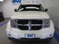 Stone White - Nitro SE 4x4 Photo No. 7