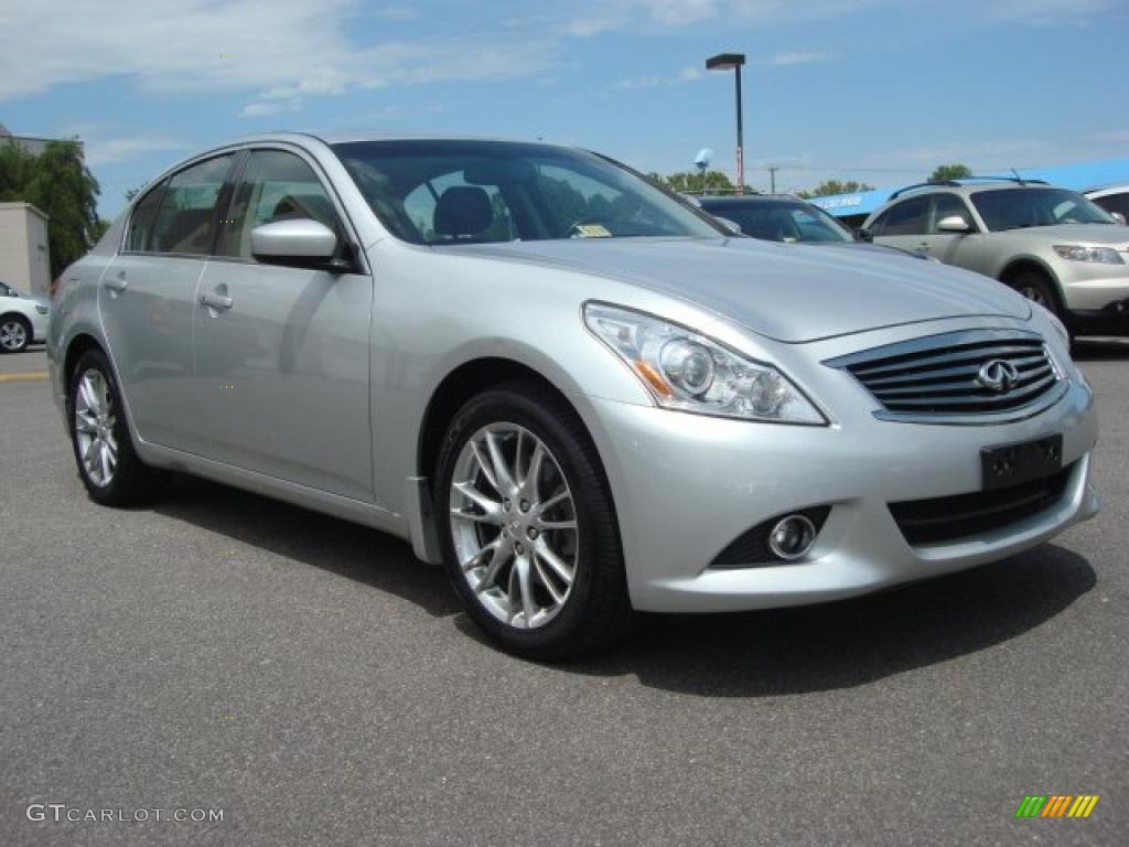 2010 G 37 x AWD Sedan - Liquid Platinum / Graphite photo #1