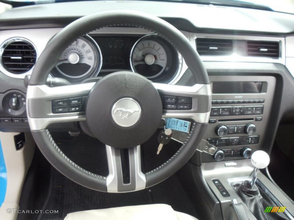 2010 Mustang GT Coupe - Grabber Blue / Stone photo #8