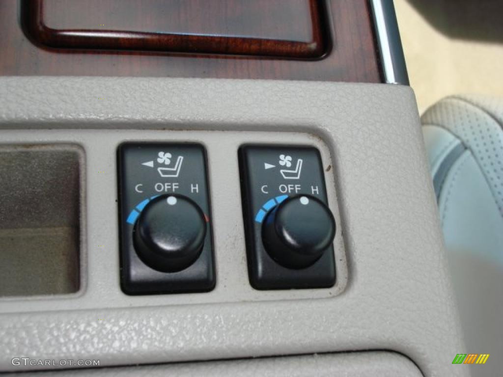 2008 Infiniti M 45 S Sedan Controls Photo #49490757