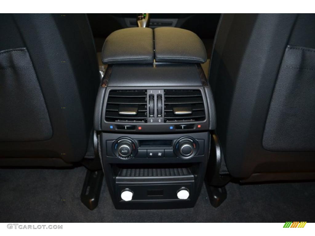 2012 BMW X5 xDrive35i Premium Controls Photo #49492281