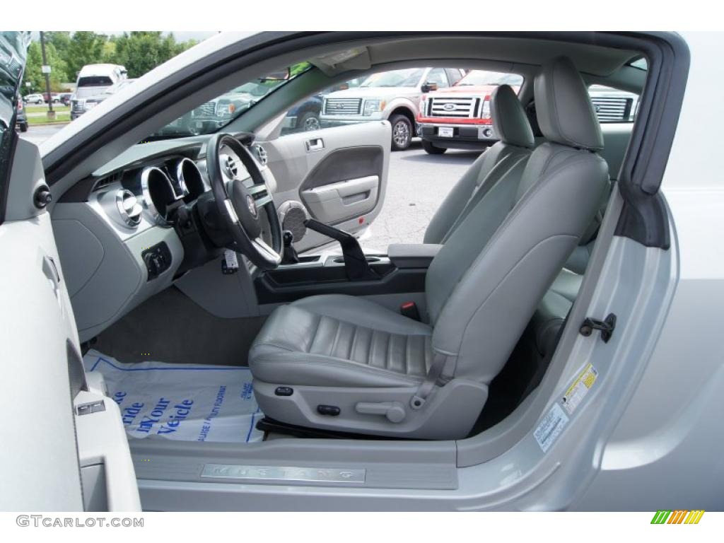 Light Graphite Interior 2007 Ford Mustang GT Premium Coupe Photo #49497873