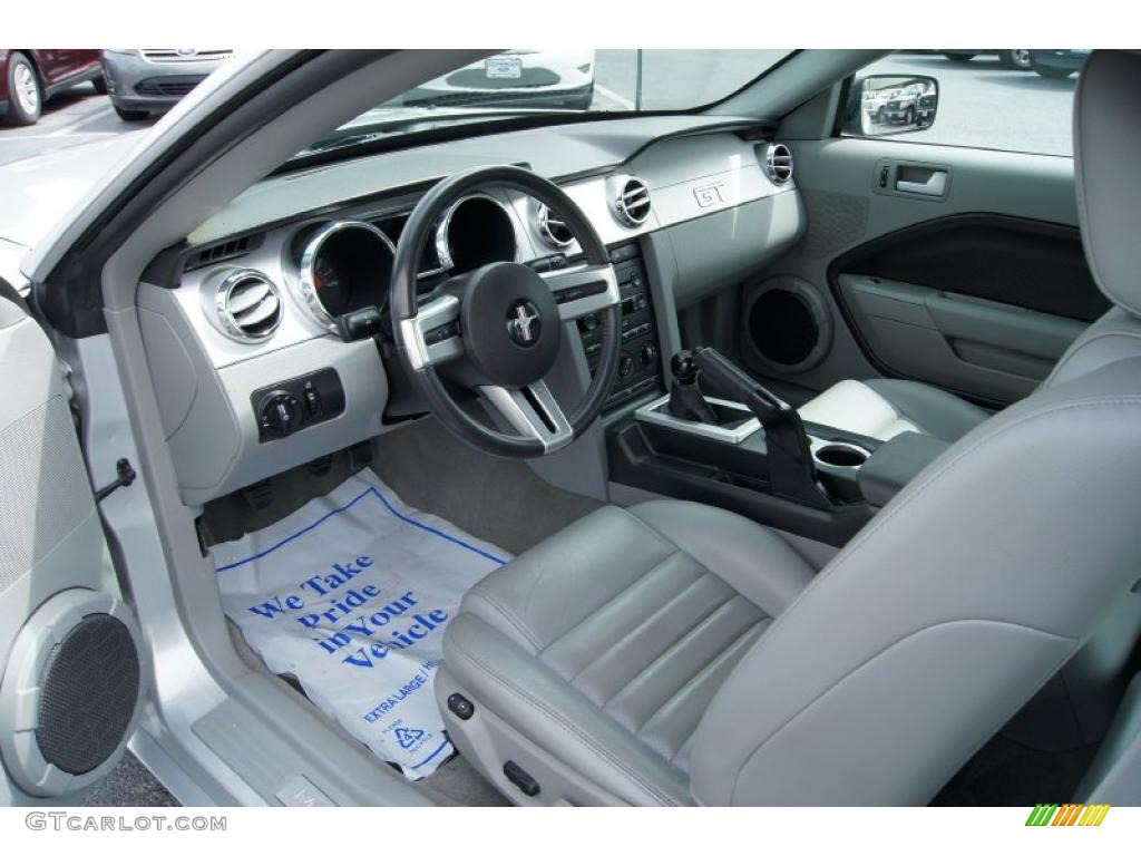 Light Graphite Interior 2007 Ford Mustang GT Premium Coupe Photo #49498089