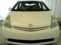 Super White - Prius Hybrid Photo No. 2
