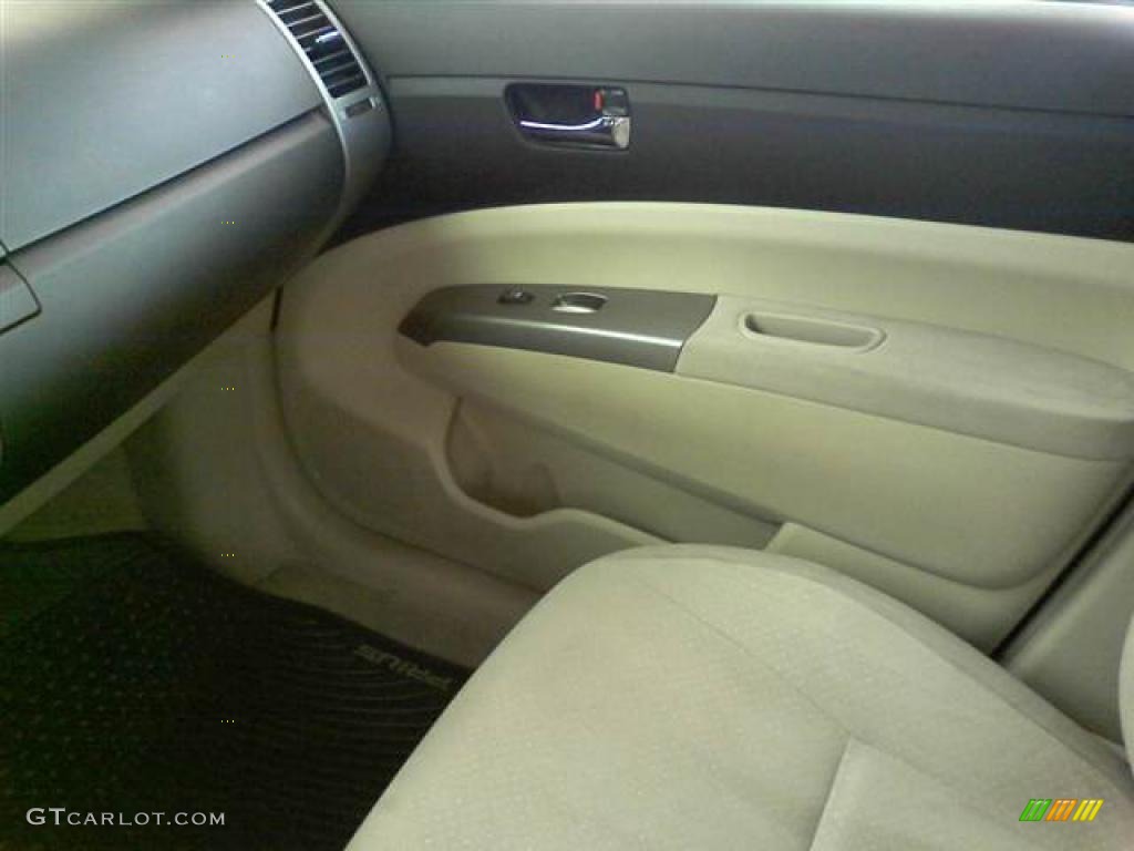 2005 Prius Hybrid - Super White / Ivory/Brown photo #11