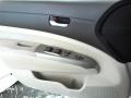 Super White - Prius Hybrid Photo No. 12
