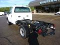Oxford White - F250 Super Duty XL Regular Cab 4x4 Chassis Photo No. 2