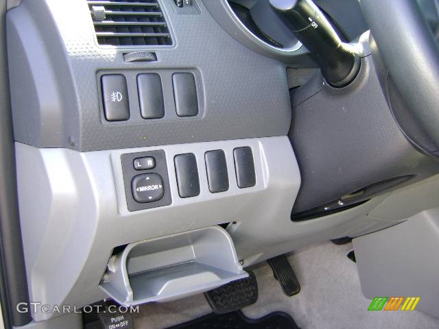 2008 Tacoma V6 SR5 PreRunner Double Cab - Silver Streak Mica / Graphite Gray photo #27