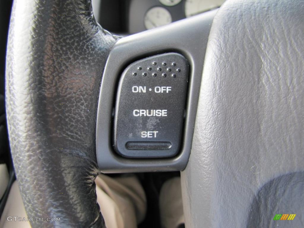 2004 Jeep Grand Cherokee Limited 4x4 Controls Photo #49502856
