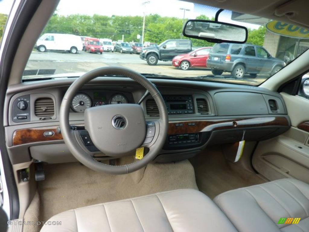 2009 Grand Marquis LS Ultimate Edition - Vibrant White / Light Camel photo #12