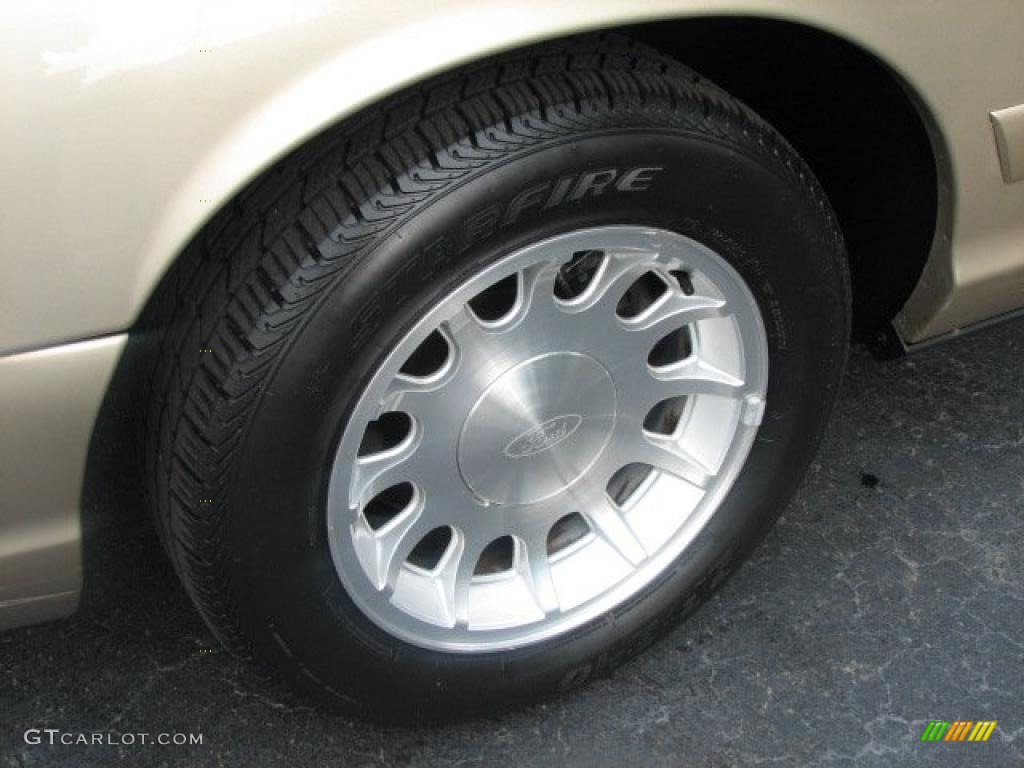 1999 Ford Crown Victoria LX Wheel Photo #49503624