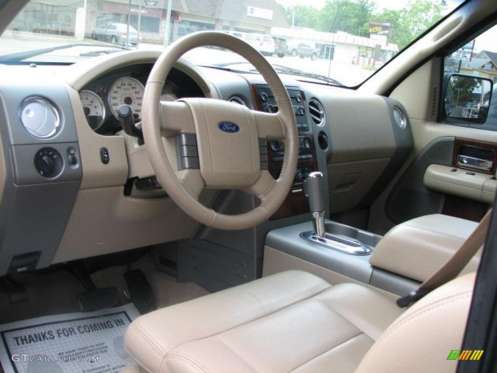 Tan Interior 2006 Ford F150 Lariat SuperCab Photo #49504713