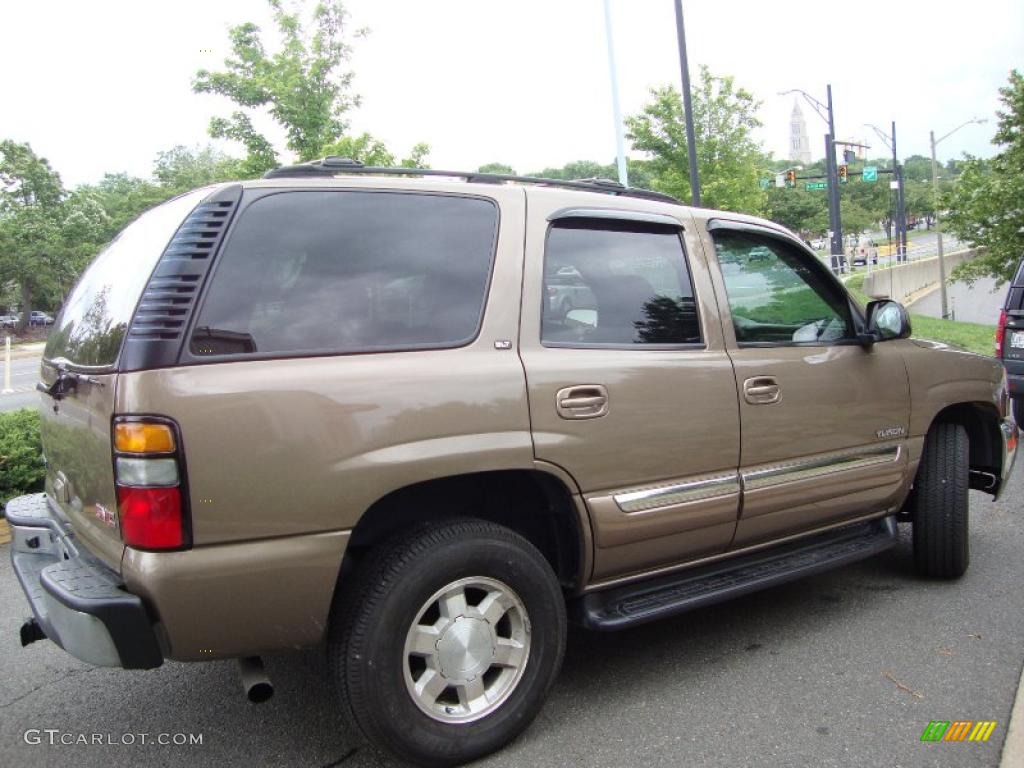 2004 Yukon SLT 4x4 - Sandalwood Metallic / Neutral/Shale photo #11