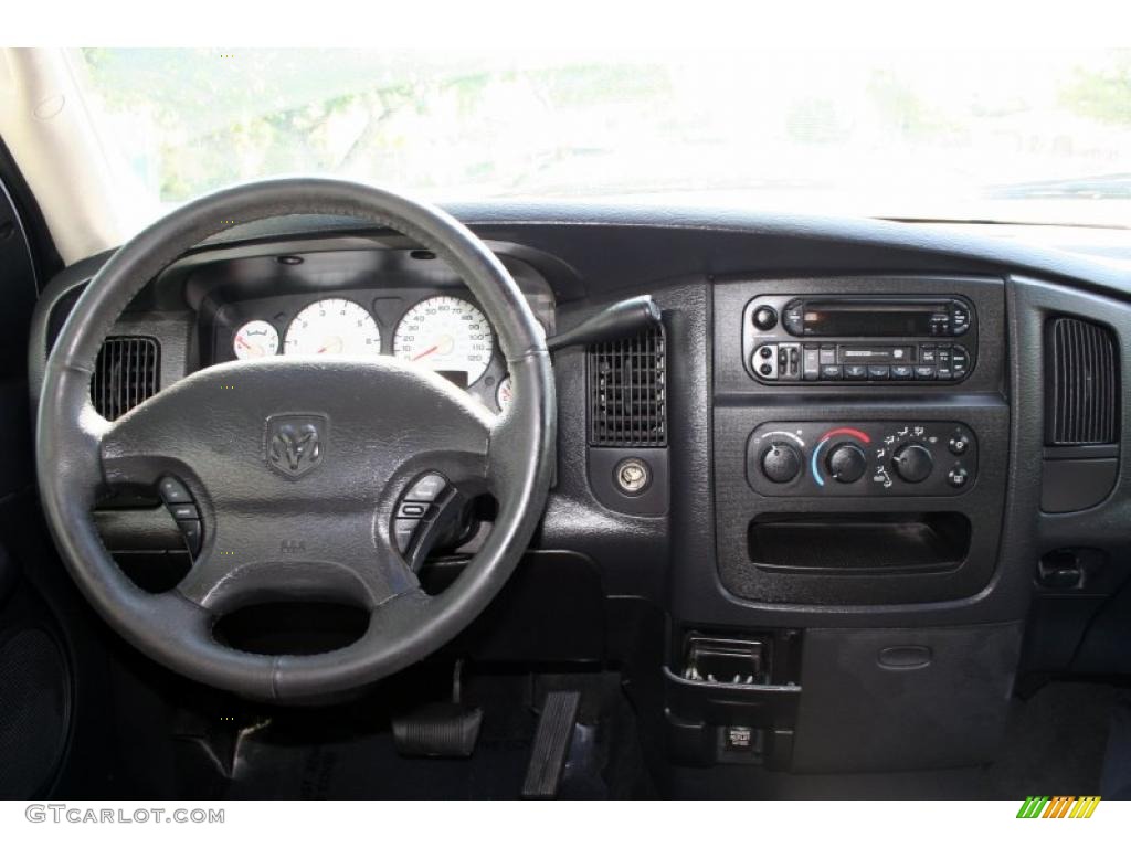 2002 Ram 1500 Sport Quad Cab 4x4 - Bright White / Dark Slate Gray photo #53